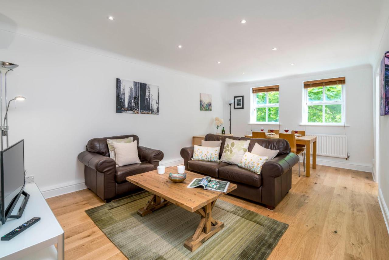 Splendid Apartment Near Vauxhall Tube Londen Buitenkant foto