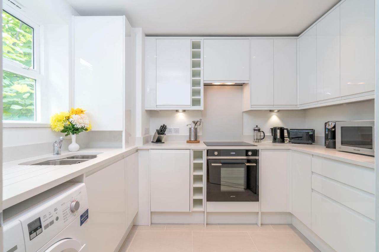 Splendid Apartment Near Vauxhall Tube Londen Buitenkant foto