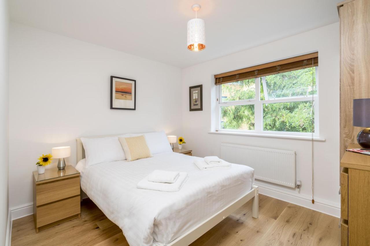 Splendid Apartment Near Vauxhall Tube Londen Buitenkant foto